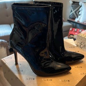 Patent Stretch Bootie!